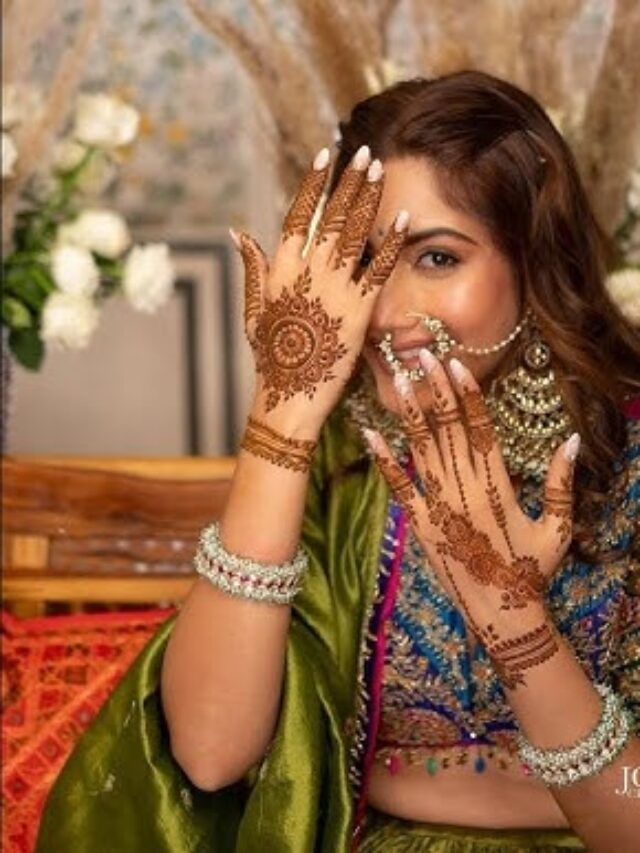 Top 10 Mehandi Designs to Decorate Your Hands This Wedding Season