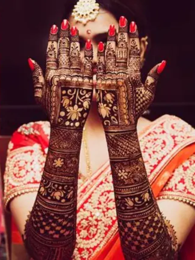 10 Indian mehndi designs known for their patterns and detailed.